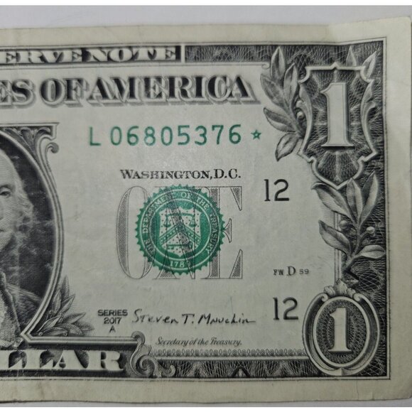 United States RARE $1 Bill Star Note Series 2017A L06805376* (B371) - Picture 1 of 4